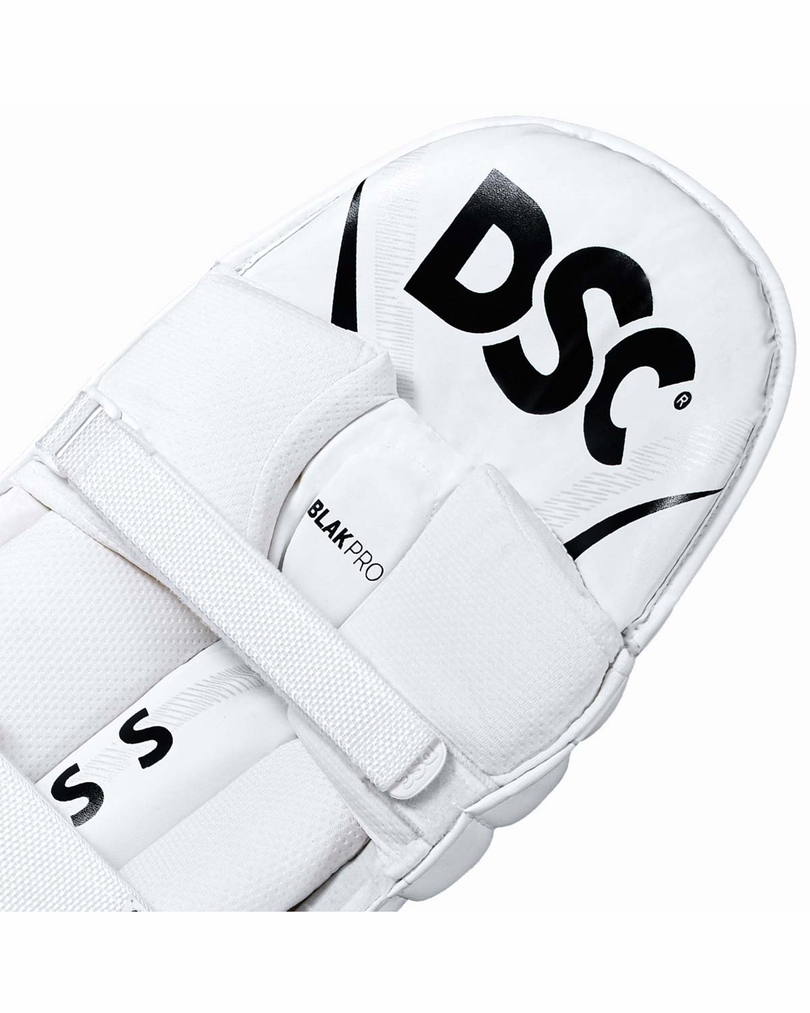 DSC Blak Pro Leg Guard