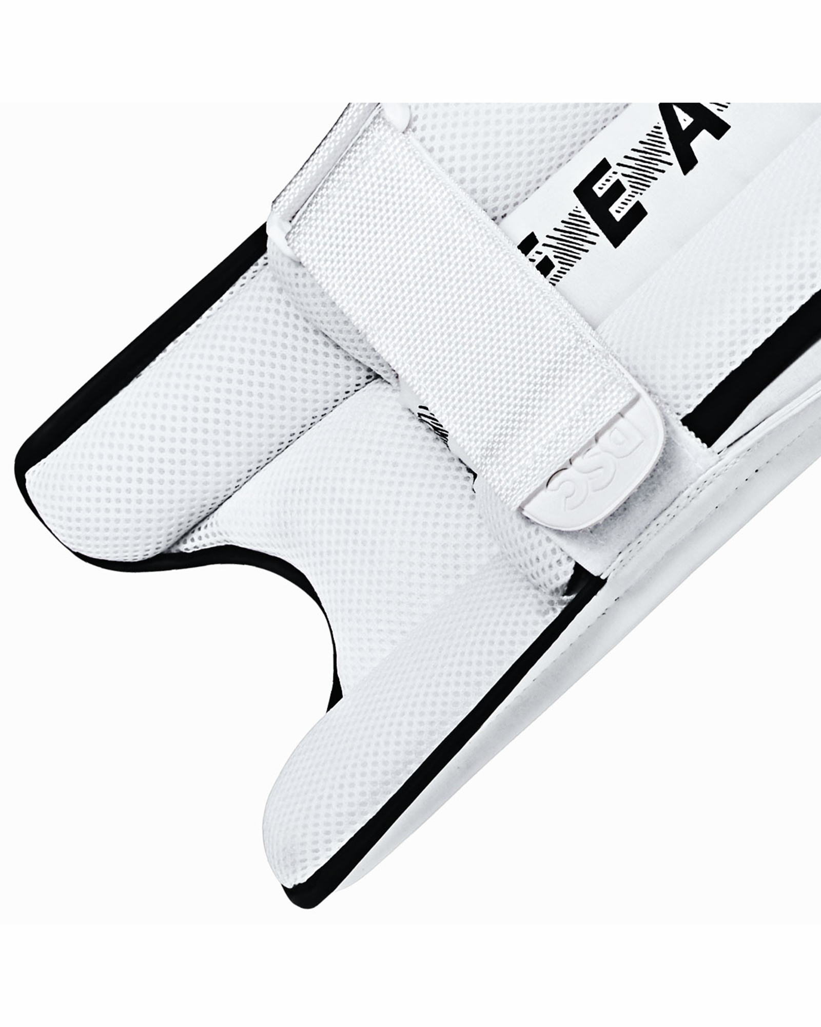 DSC Blak 55 Leg Guard