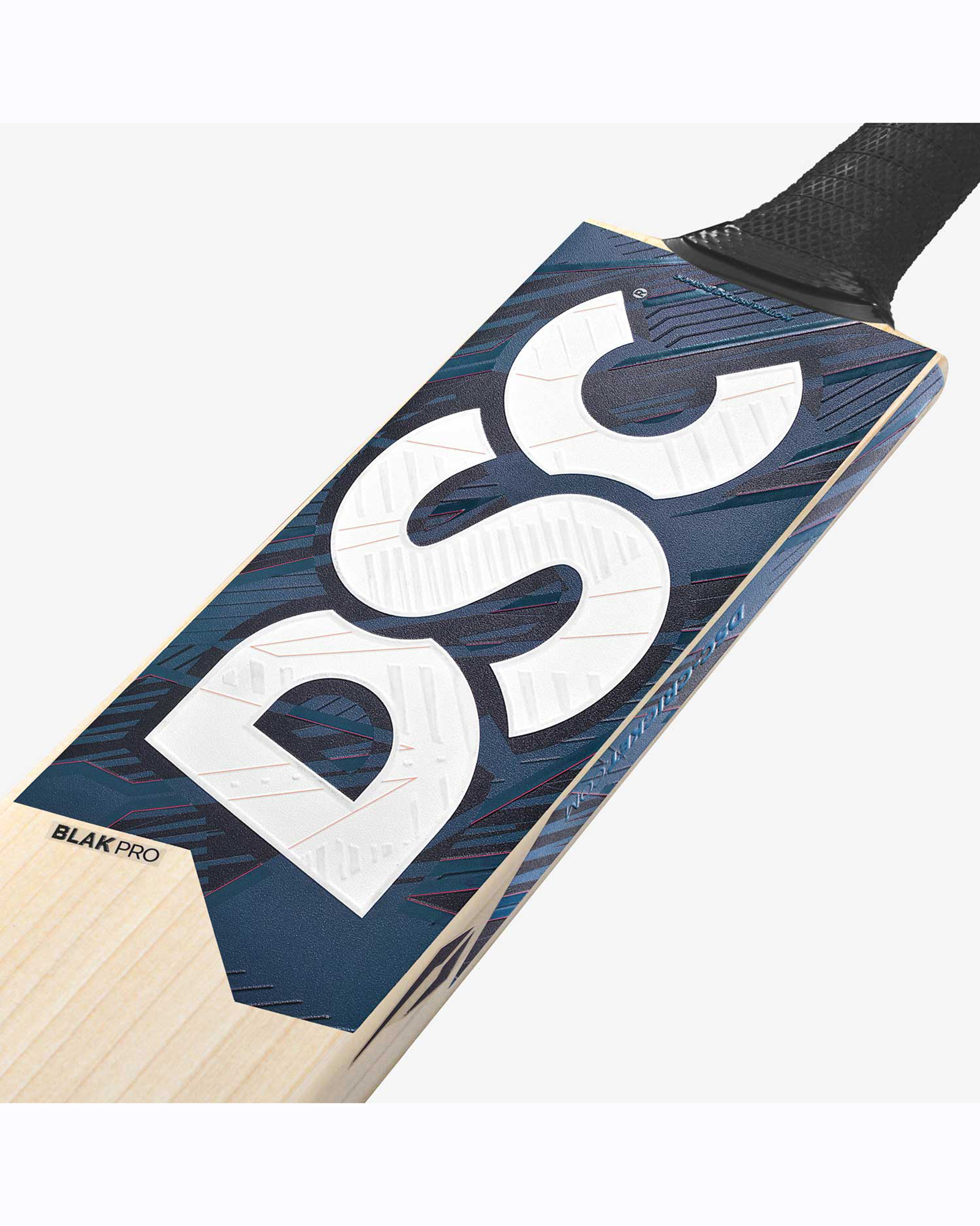 DSC Blak Pro English Willow Cricket Bat - Image 3