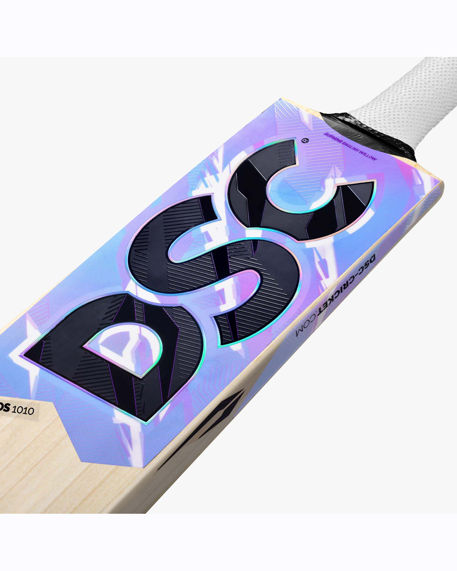 DSC Cynos 1010 English Willow Junior Cricket Bat - Image 3